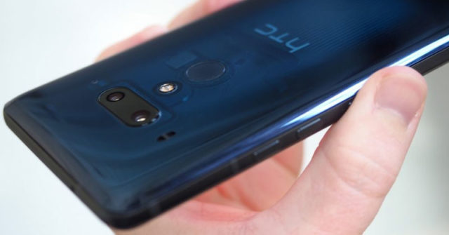 El nuevo smartphone HTC U12+ con doble cámara delantera!