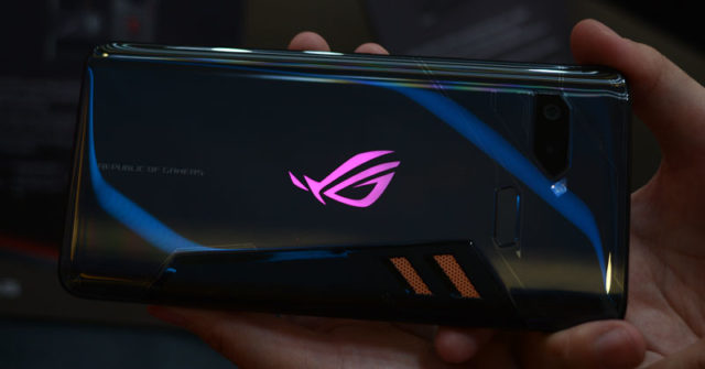 ASUS ROG Phone, el perfecto móvil para los gamers!