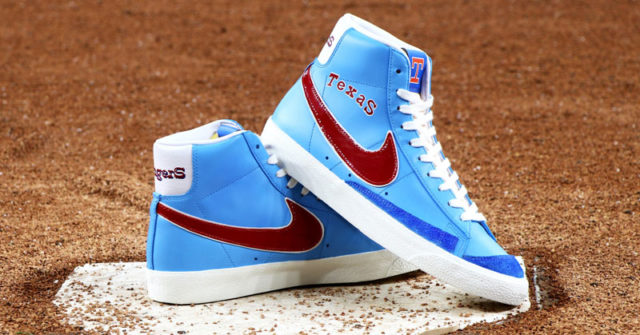 Los Texas Rangers regalan zapatillas Nike personalizadas únicas en su clase por su 50 aniversario